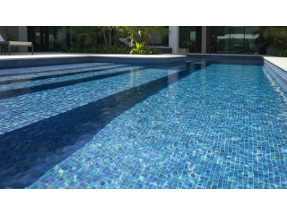 Как выбрать мозаику для бассейна: полный гайд по отделке 2026